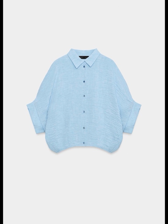 Zara Tops - Brand new Size XL
Zara Short-Sleeve Balloon Button-Up Shirt